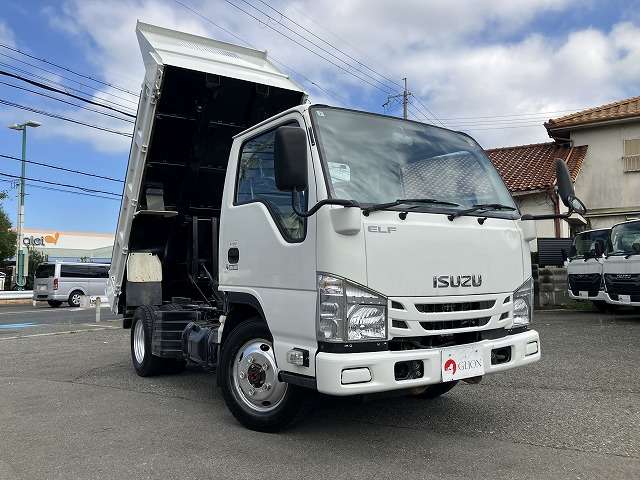 Isuzu Elf 3