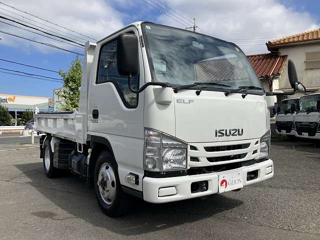 Isuzu Elf 10