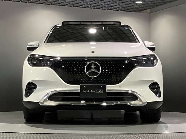 Mercedes-Benz EQE SUV 9