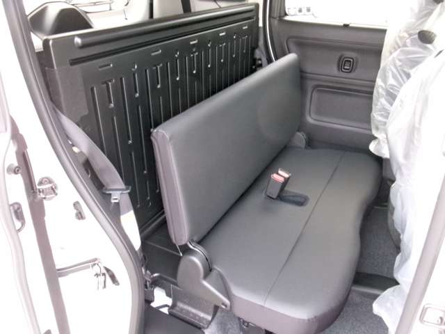 Suzuki Spacia Base 8