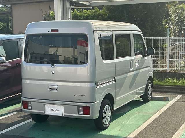 Suzuki Every 11