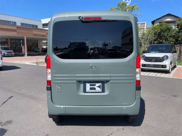 Honda N-VAN 9