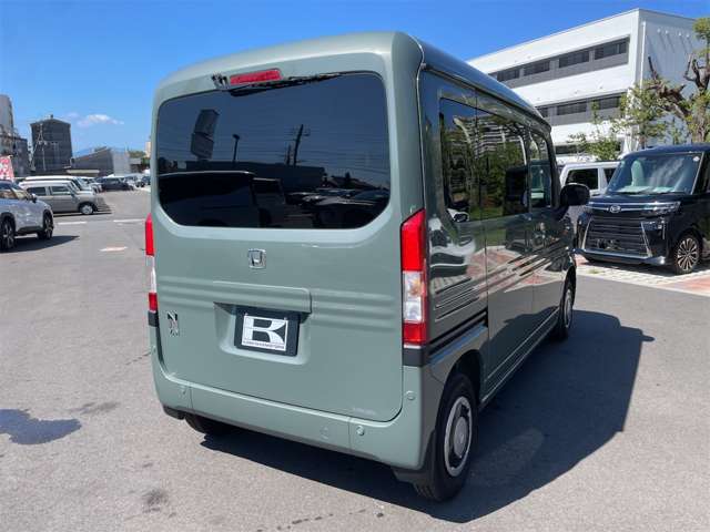 Honda N-VAN 10