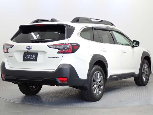 Subaru Legacy Outback 9