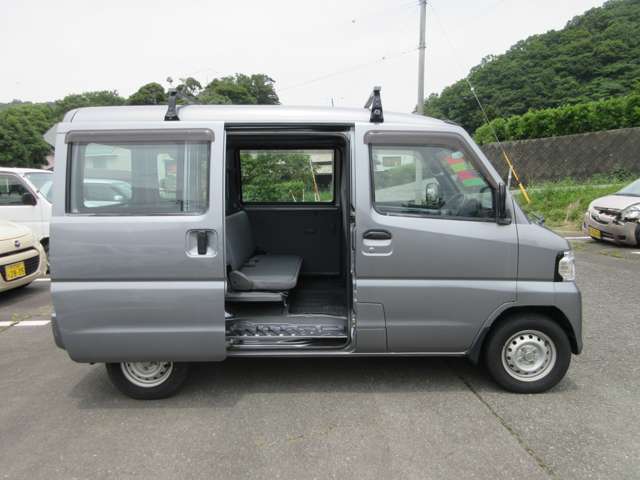 Nissan NV100 Clipper 9
