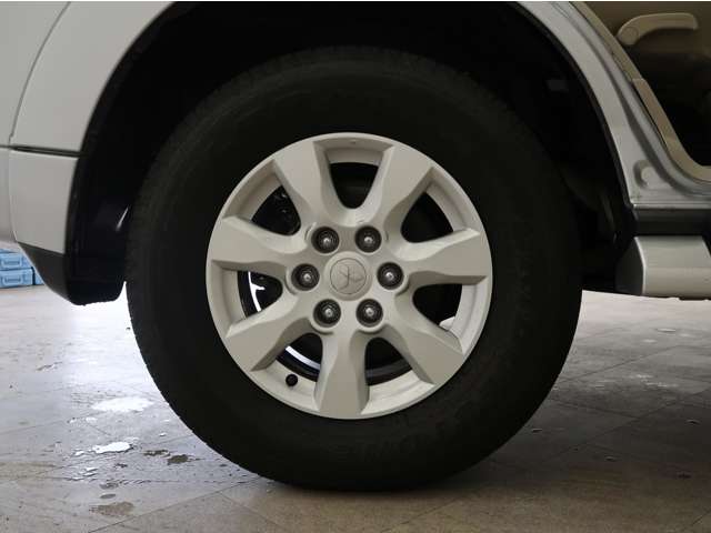 Mitsubishi Pajero 11