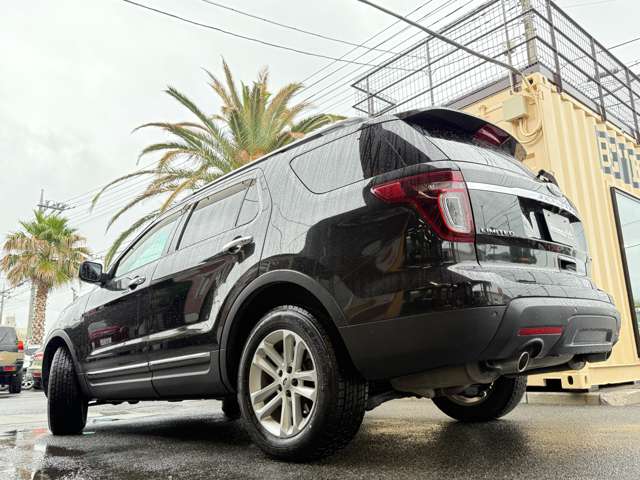 Ford Explorer 7