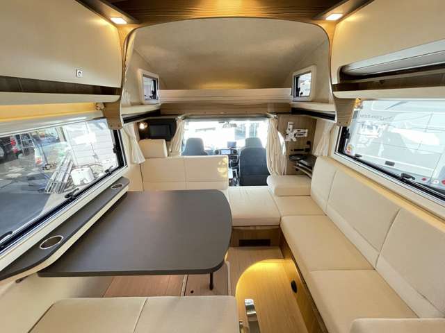 Toyota Camroad 6