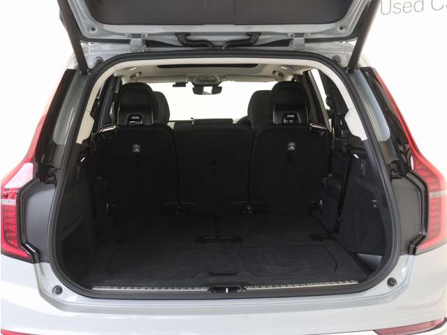 Volvo XC90 11