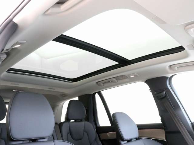 Volvo XC90 5