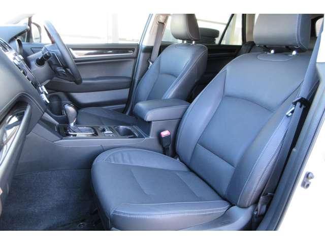 Subaru Legacy Outback 5