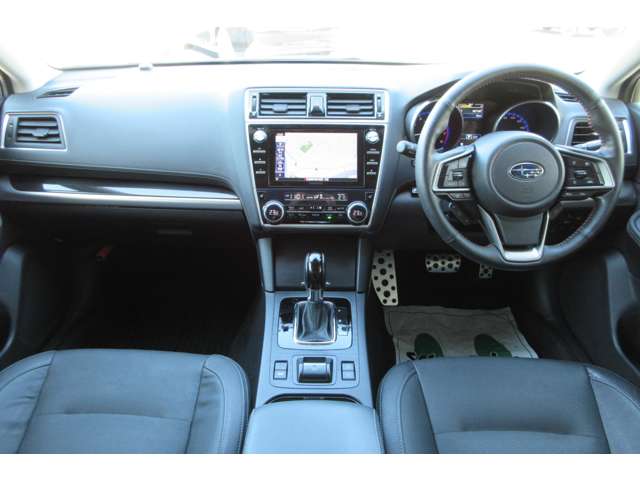 Subaru Legacy Outback 8