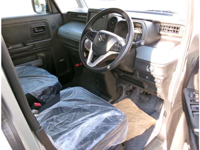 Suzuki Spacia Base 7