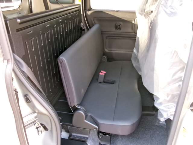 Suzuki Spacia Base 8