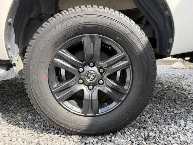 Toyota Hilux 10