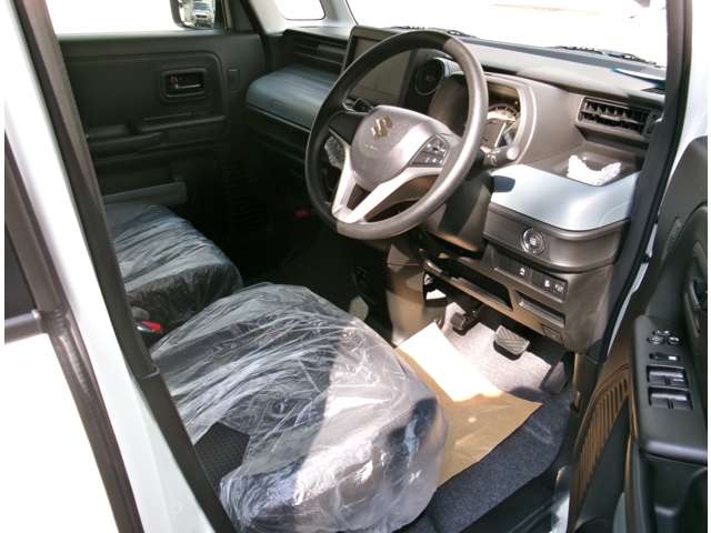 Suzuki Spacia Base 7