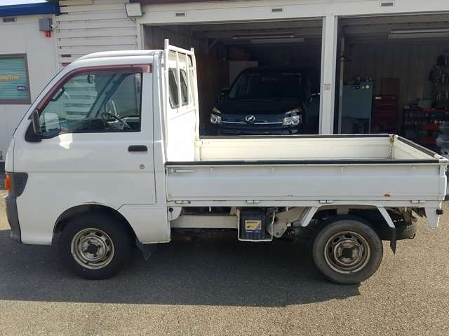 Daihatsu Hijet Pickup 4