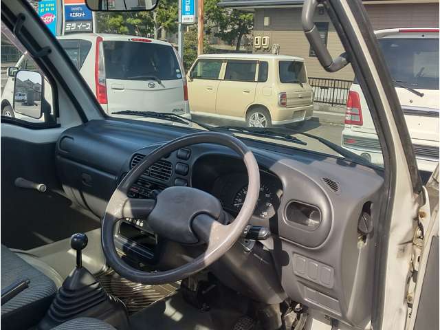 Daihatsu Hijet Pickup 6