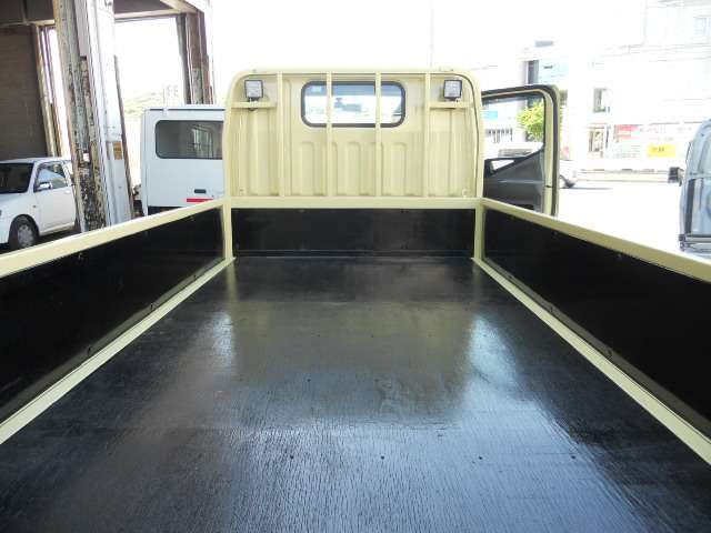 Mitsubishi Fuso Canter 11