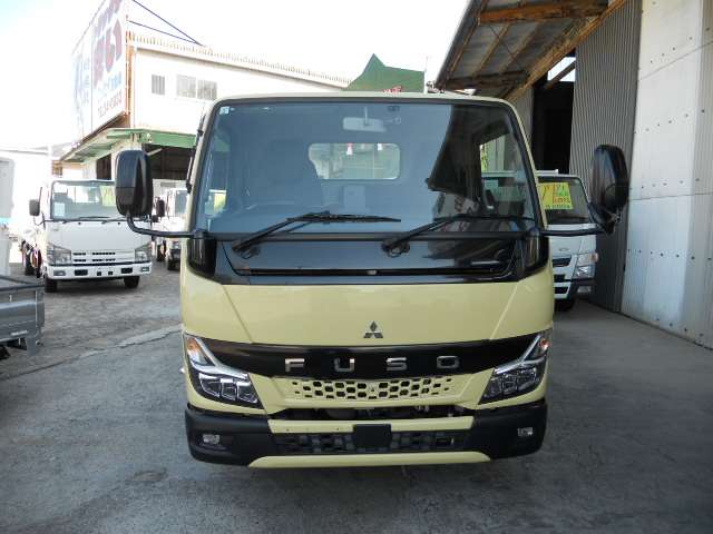 Mitsubishi Fuso Canter 3