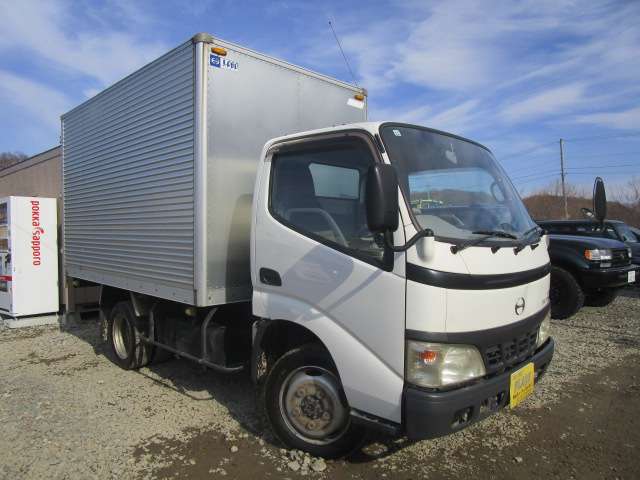 Hino Dutro 4