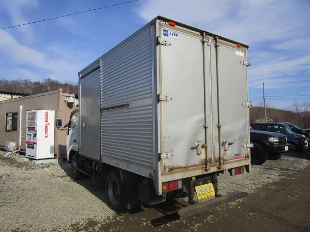 Hino Dutro 6