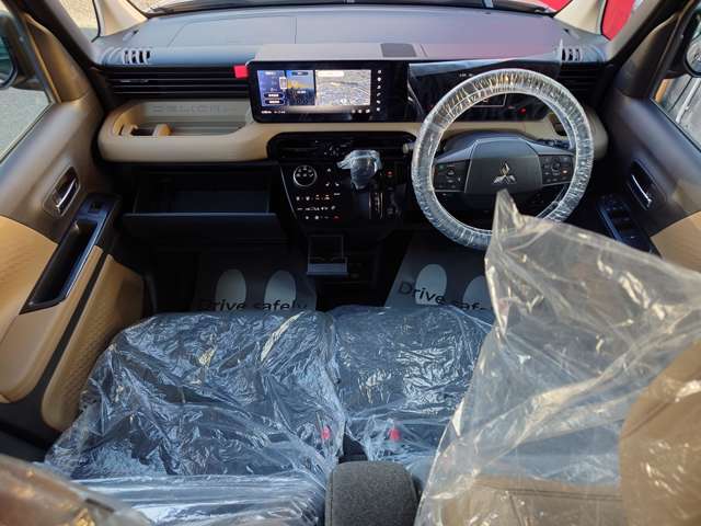 Mitsubishi Delica Mini 3