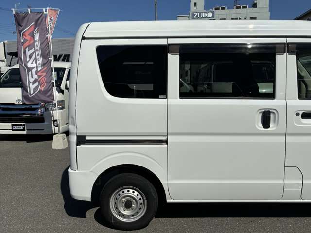 Suzuki Every 12