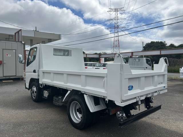 Mitsubishi Fuso Canter 8