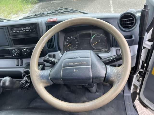 Mitsubishi Fuso Canter 9
