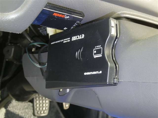 Daihatsu Midget II 11