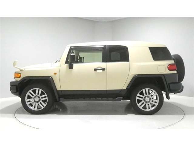 Toyota FJ Cruiser 5