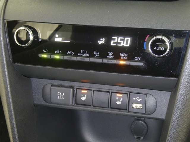 Toyota Yaris Cross 11