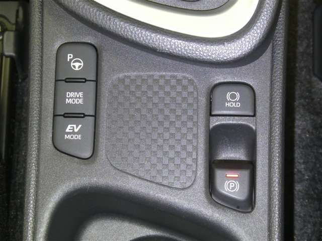 Toyota Yaris Cross 12