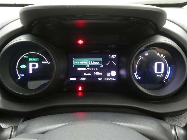 Toyota Yaris Cross 8