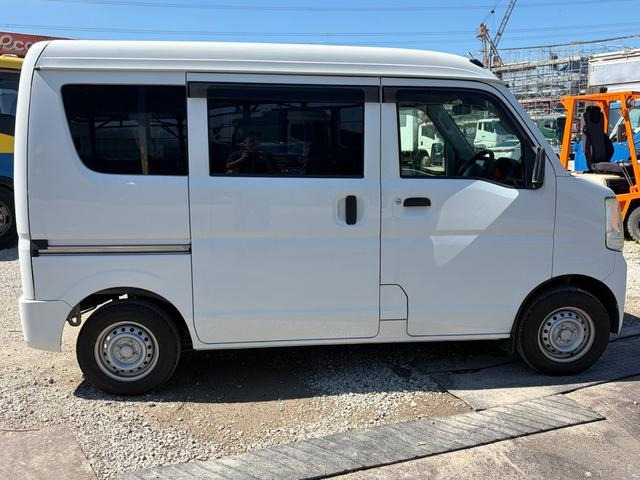 Suzuki Every 8