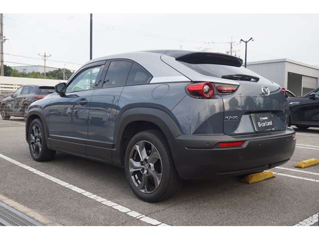 Mazda MX-30 7