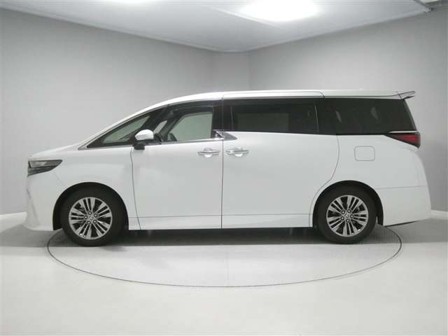 Toyota Alphard 2
