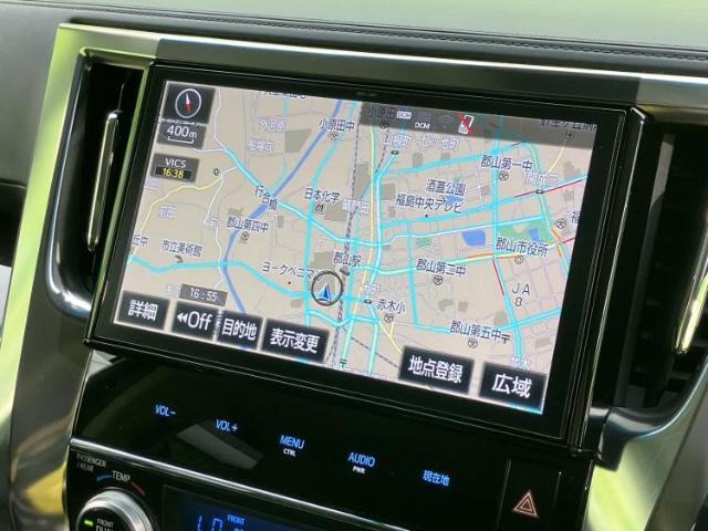 Toyota Alphard 4