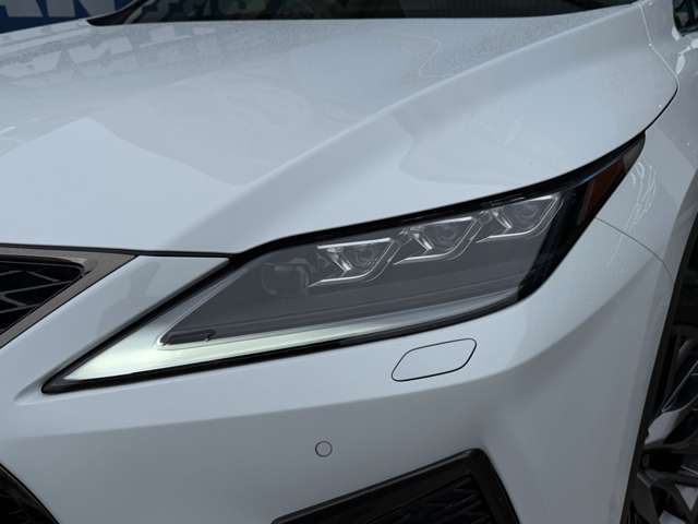 Lexus RX 10