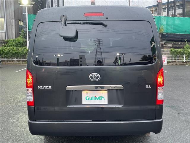 Toyota Hiace 11