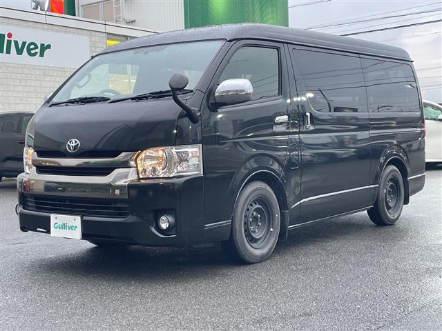 Toyota Hiace 9