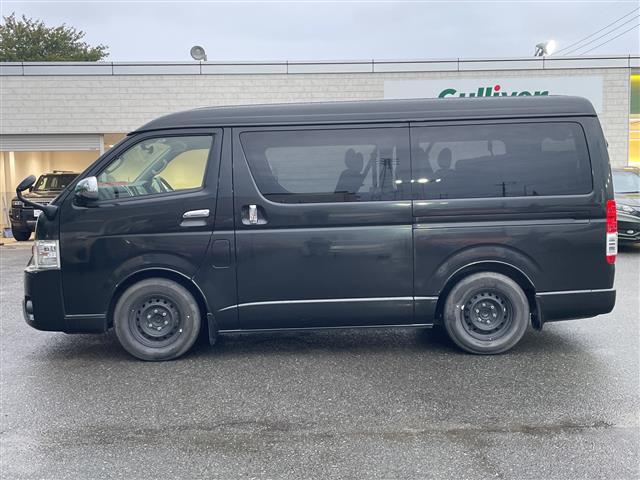 Toyota Hiace 10