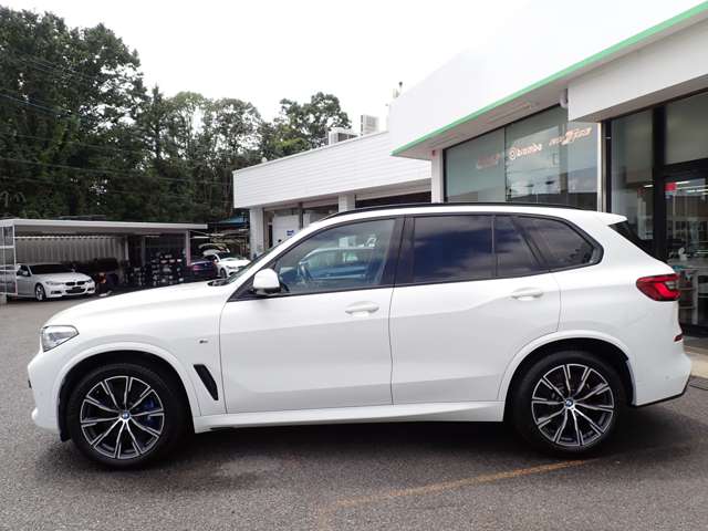 BMW X5 8