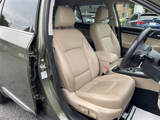 Subaru Legacy Outback 5