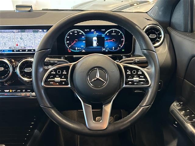 Mercedes-Benz GLA-Class 7