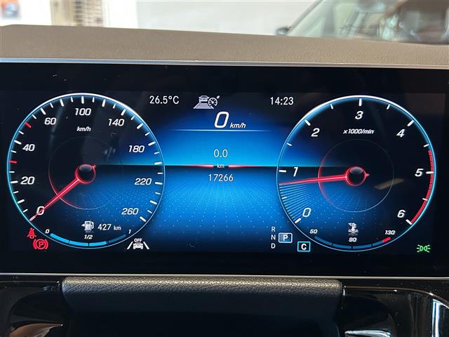 Mercedes-Benz GLA-Class 9