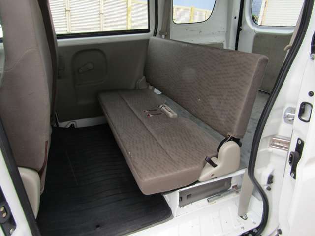 Suzuki Every 12
