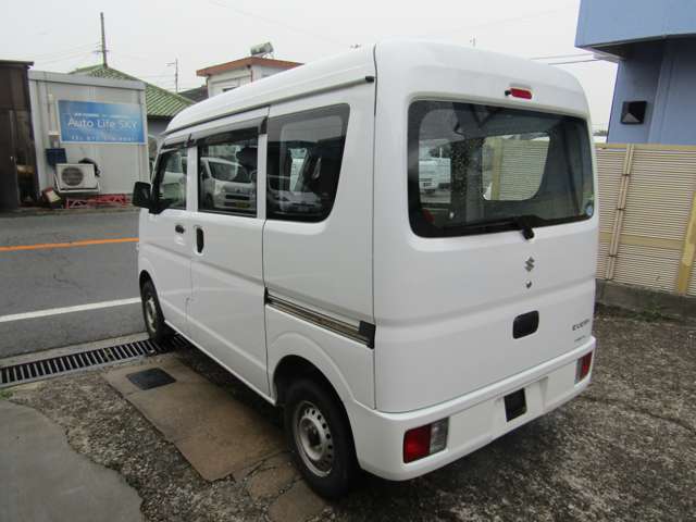Suzuki Every 9