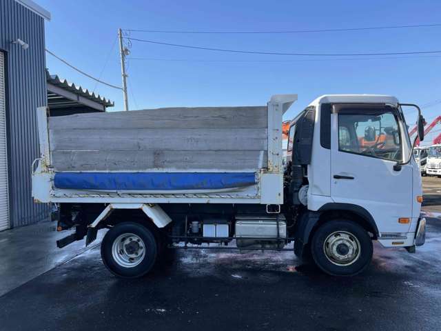 UD Trucks Condor 4